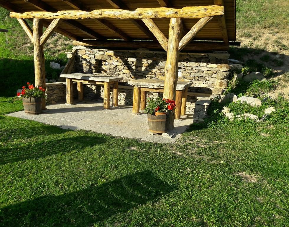 Souvenir De Tsaneli Apartment Roisan Luaran gambar