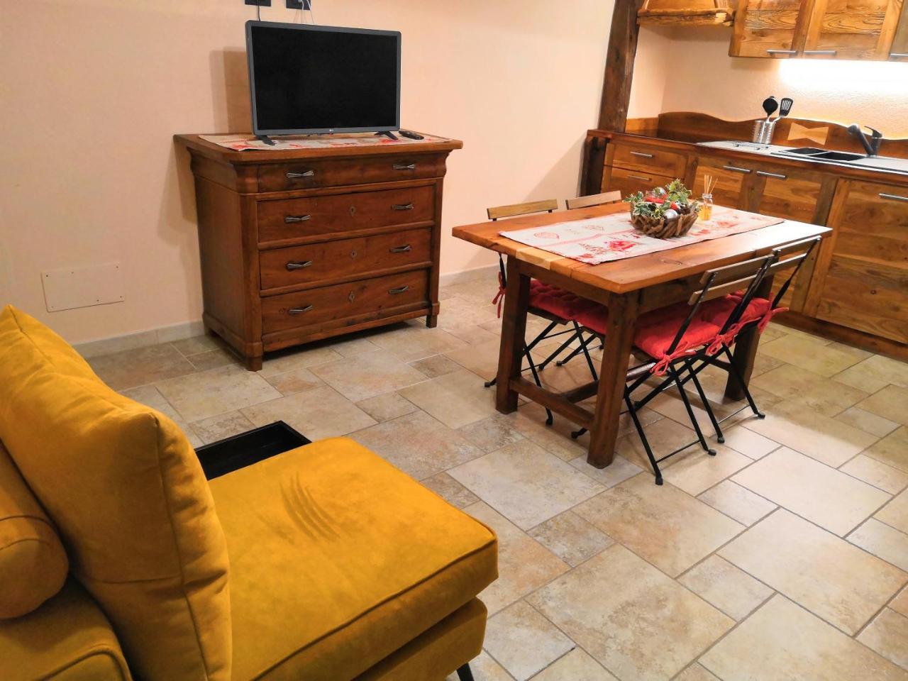 Souvenir De Tsaneli Apartment Roisan Luaran gambar